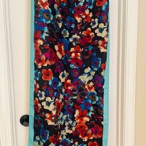 Lands’ End Scarf